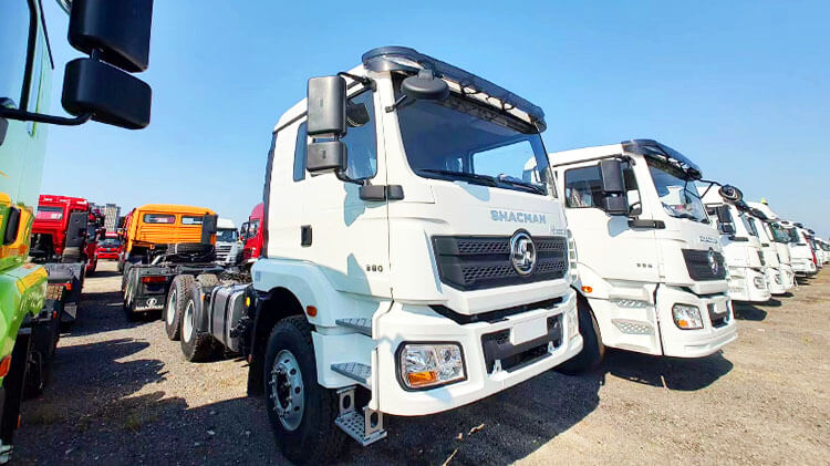Shacman H3000 6x4 Tractor Truck Head for Sale Price in Panama